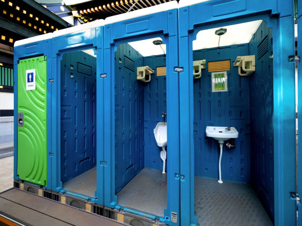 Best Luxury portable toilet rental  in Mccom, OH