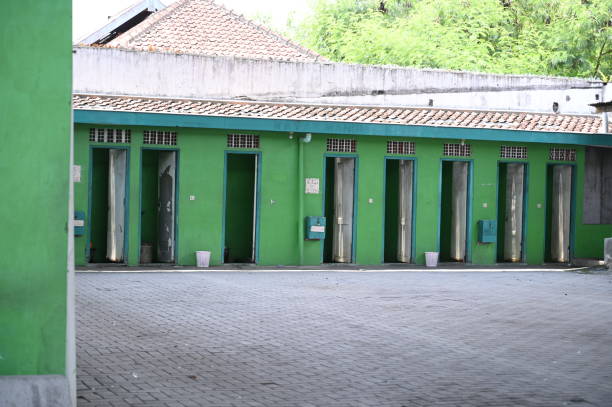 Portable Toilet Options We Offer in Mccom, OH