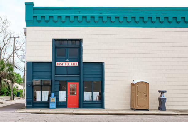Best Luxury portable toilet rental  in Mccom, OH